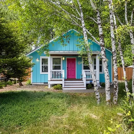 The Razor Clam 2 Bdrm Cottage With Hot Tub, Pet Ok